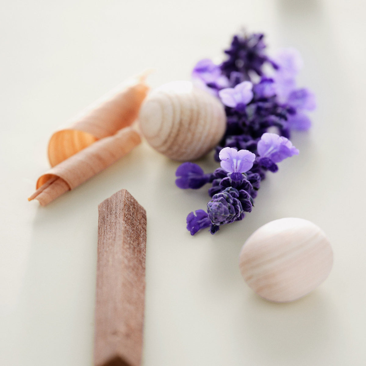 No. 02 Le Long Fond Perfume Oil | Oil Based Perfumes & Rollerball 
